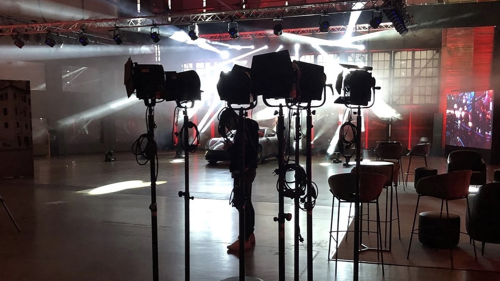 Lighting set-up on set