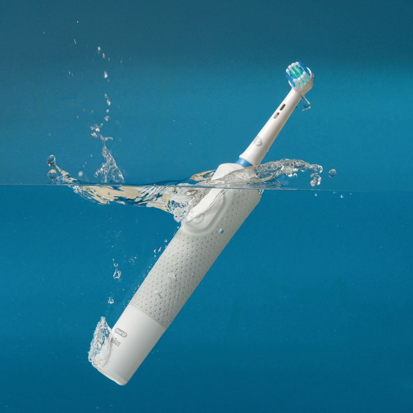 Splash · toothbrush